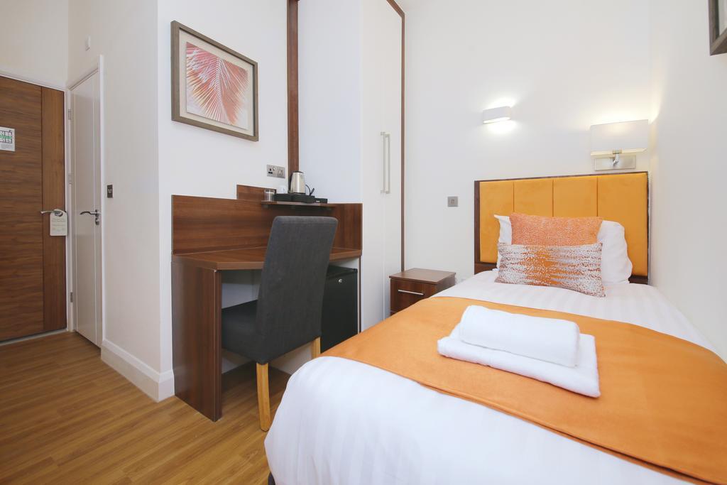Imperial Guest House Ltd. Hounslow Phòng bức ảnh